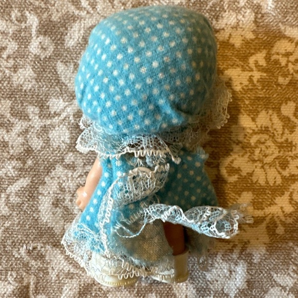 Vintage 1966 Mini Doll ‘Tiny Tots’ Pocket Size with original box 
By Uneeda - Picture 7 of 16